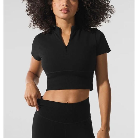 ALO Yoga Tops - ALO Yoga Black Zip-Up Crop Top